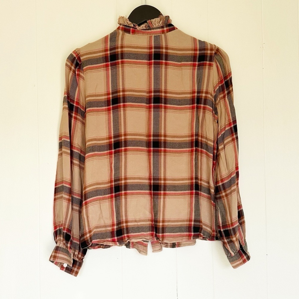 BANANA REPUBLIC Plaid Tan Black Red Button Down Ruffle Collar Small - Picture 2 of 7